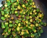 A picture of step 1 of Chilli bhindi.