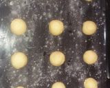 A picture of step 4 of Vanilla-Orange Cookies.