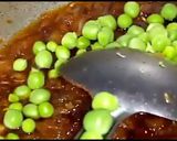 A picture of step 4 of Aloo mattar ka salan.