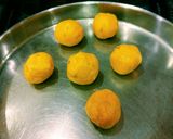A picture of step 13 of Aam Kachori.