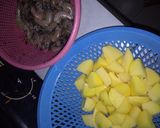 Foto langkah ke 1 dari resep Gulai udang kentang.