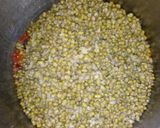 A picture of step 3 of Green grams Stew.