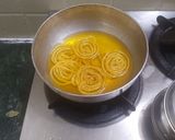 જલેબી(Jalebi recipe in Gujarati) રેસીપી સ્ટેપ4ફોટો