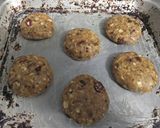 A picture of step 15 of Oats cranberries cookies.
