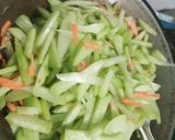 Foto langkah ke 2 dari resep Sayur Tumis Teri.