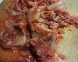 Foto langkah ke 3 dari resep Kimchi Bokkeumbap (Nasi Goreng Kimchi).