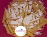 Foto langkah ke 2 dari resep Homemade Crunchy French Fries.