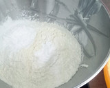 Foto del passaggio 3 della ricetta Biscotti di frolla montata