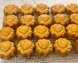 Foto langkah ke 7 dari resep Tradisional mooncake.