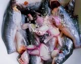 Hình bước làm 2 của món Canh chua cá chốt nấu lá me đất