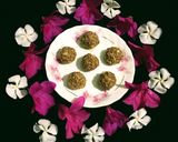 A picture of step 4 of Rice Flakes Ladoo.
