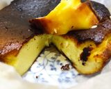 Foto langkah ke 4 dari resep Basque burnt cheesecake anti gagal.
