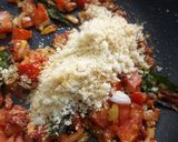 A picture of step 3 of Tomato Upma.