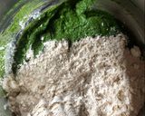 A picture of step 3 of Palak/ Spinach Paratha.
