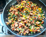 Foto del paso 3 de la receta: Revuelto de Verduras Arcoíris: Vegano