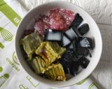 Foto langkah ke 5 dari resep Es Campur Bongko, Sagu Mutiara, dan Cincau.
