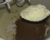 Foto langkah ke 5 dari resep Pancake coklat dengan saus coklat simple.