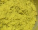 A picture of step 1 of Green Ragda puri.