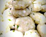 A picture of step 3 of Sabudana Vada.