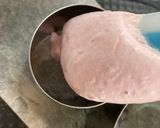 Foto del paso 12 de la receta: Mousse de frutos rojos, glaseado espejo y helado de nuez