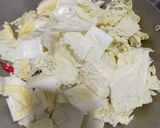 Foto langkah ke 4 dari resep Tumis Sawi Putih Kuah Bening.