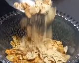 A picture of step 1 of Papad chaat.