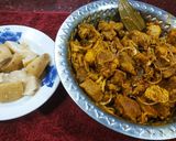 সাতকরা দিয়ে গরুর মাংসের তরকারী। Beef curry with Shatkora রেসিপির ধাপ 2 ছবি