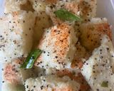 A picture of step 4 of White dhokla with ground rice.