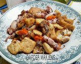 Foto langkah ke 5 dari resep Oseng cumi asin tahu.