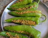 A picture of step 4 of Stuffed bhavnagari chillies.