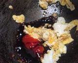Foto langkah ke 3 dari resep Telur Orak-arik Kecap Praktis bin Laziis #PR_adakecapmanisnya.