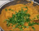 A picture of step 5 of Potato Paneer curry.