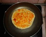 Foto langkah ke 4 dari resep Pizza teflon simpel kriuk.