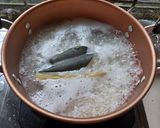 Foto langkah ke 2 dari resep Bubur Nasi Leftover.