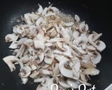 A picture of step 2 of Mushroom Stroganoff.