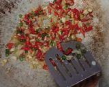 Foto langkah ke 3 dari resep Nasi goreng magelangan/Mawut Pedas Manis.
