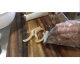 Hình bước làm 2 của món Bì heo ngâm sả tắc