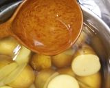 A picture of step 3 of Salt and vinegar potatoes.