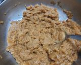 A picture of step 3 of Sukhadi or Godpapdi.