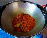 A picture of step 4 of Echor er Torkari or Echor er Dalna (Kathal ki Sabzi).