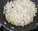 A picture of step 1 of Spaghetti Bolognese 🍝.
