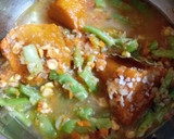 Foto del paso 2 de la receta: Guiso de porotos verdes partidos