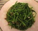 蝦醬空心菜/地瓜葉/高麗菜 Fried Greens with Shrimp Paste的食譜步驟5照片