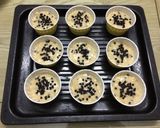 Hình bước làm 7 của món MUFFIN CHUỐI & CHOCOLATE CHIPS