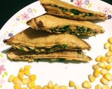 A picture of step 7 of Cheesy Corn Spinach Sandwich.