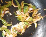 A picture of step 4 of Schezwan chowmein.