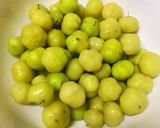 Hình bước làm 1 của món Chùm Ruột Dầm Nước Mắm