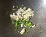 Foto langkah ke 1 dari resep Nasi Daun Jeruk.