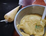 Gambar langkah 3 resipi Creampuff & Sos Kastard.