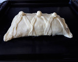 Foto del paso 5 de la receta: Solomillo de cerdo albardado con hojaldre, jamón, queso la peral